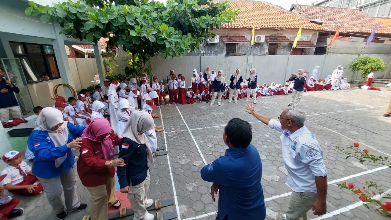Permainan Tradisional Jadi Media Kampanye Bebas Gadget dan Kesetaraan Mutu Sekolah