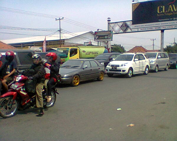 Traffic Light Dimatikan, Jalur Palimanan-Cirebon Padat Merayap