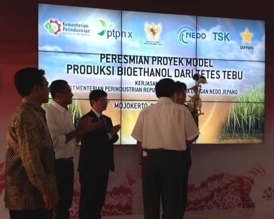 Gebrakan lagi! Dahlan Iskan Buat Bioethanol