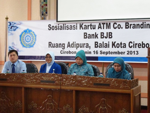 Kartu Anggota PKK Kota Cirebon Bisa Dijadikan ATM