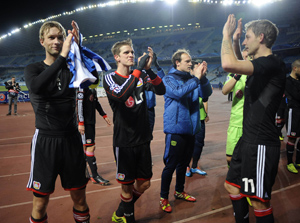 0 Real Sociedad v Bayer Leverkusen 1, Terimakasih United!