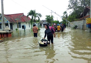 Tiga Korban Hanyut Banjir di Indramayu Masih Misterius