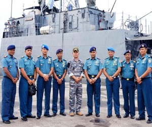 Ada Kapal Perang di Perairan Cirebon