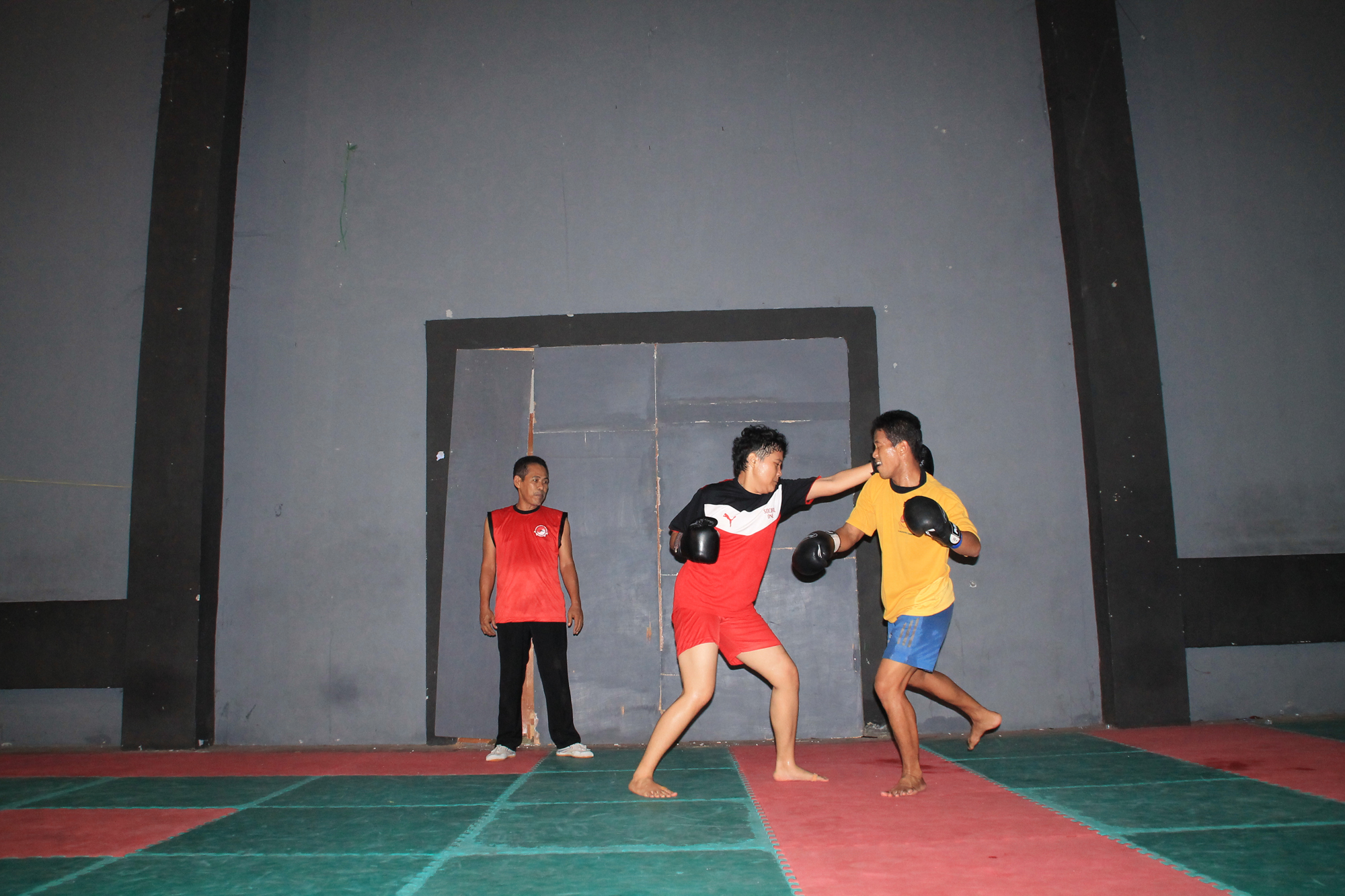 Wushu Tak Wajibkan Latihan Pagi-Sore