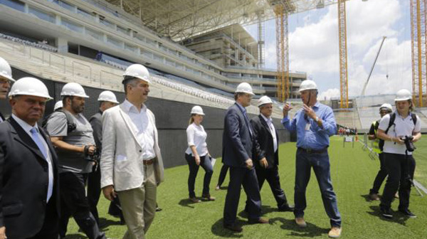 Stadion Piala Dunia di Brazil Belum Rampung