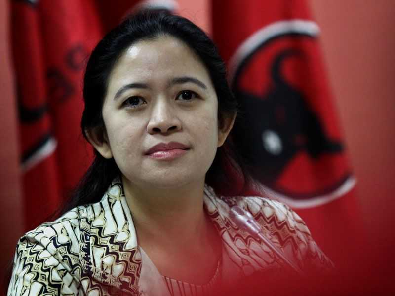 Puan Terharu Peluk Mega, PDIP Menang Pemilu versi Hitung Cepat