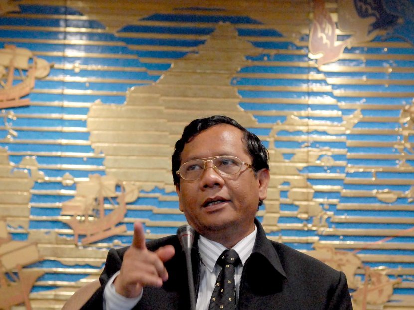 Berucap Bismillah, Mahfud Resmi Nakhodai Pemenangan Prabowo-Hatta