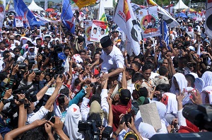 Prabowo Disambut Ribuan Pendukung