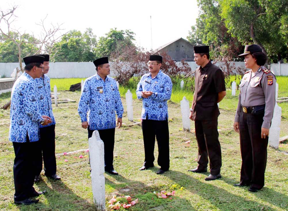 Korpri Ziarah ke Makam Pahlawan