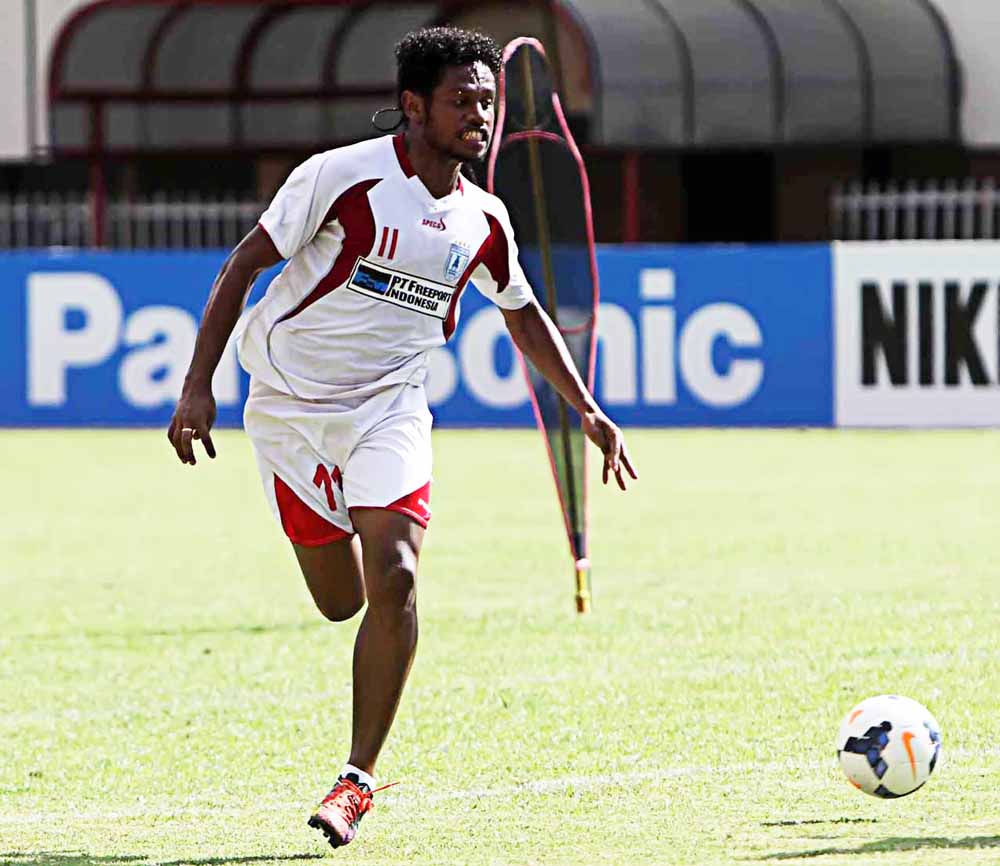 Wanggai Berlabuh di Arema