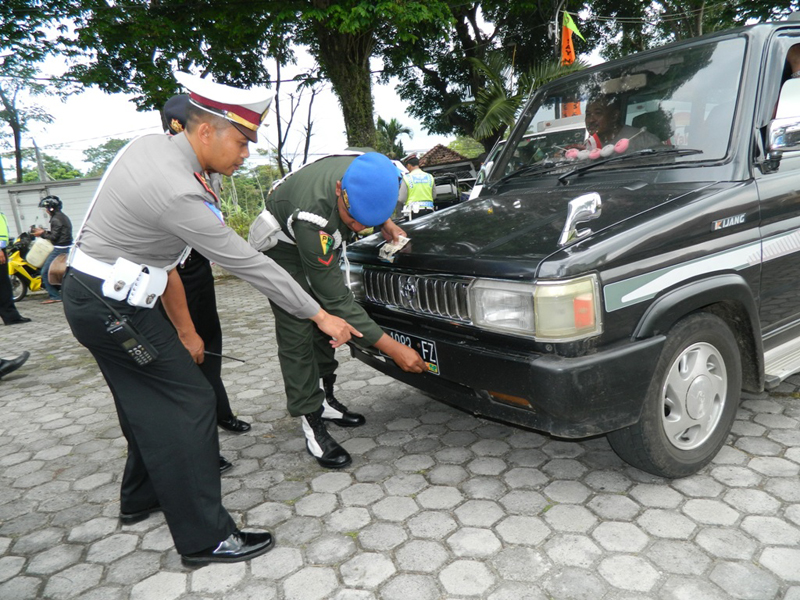 Puluhan Kendaraan Terjaring Razia