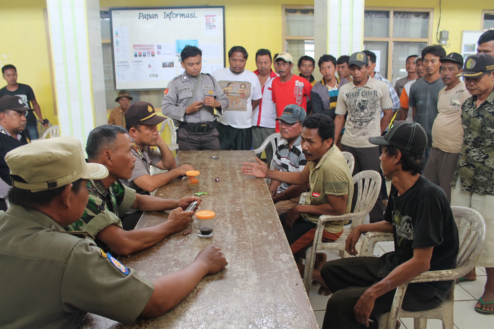 Golput Tinggi, Massa Protes Panitia