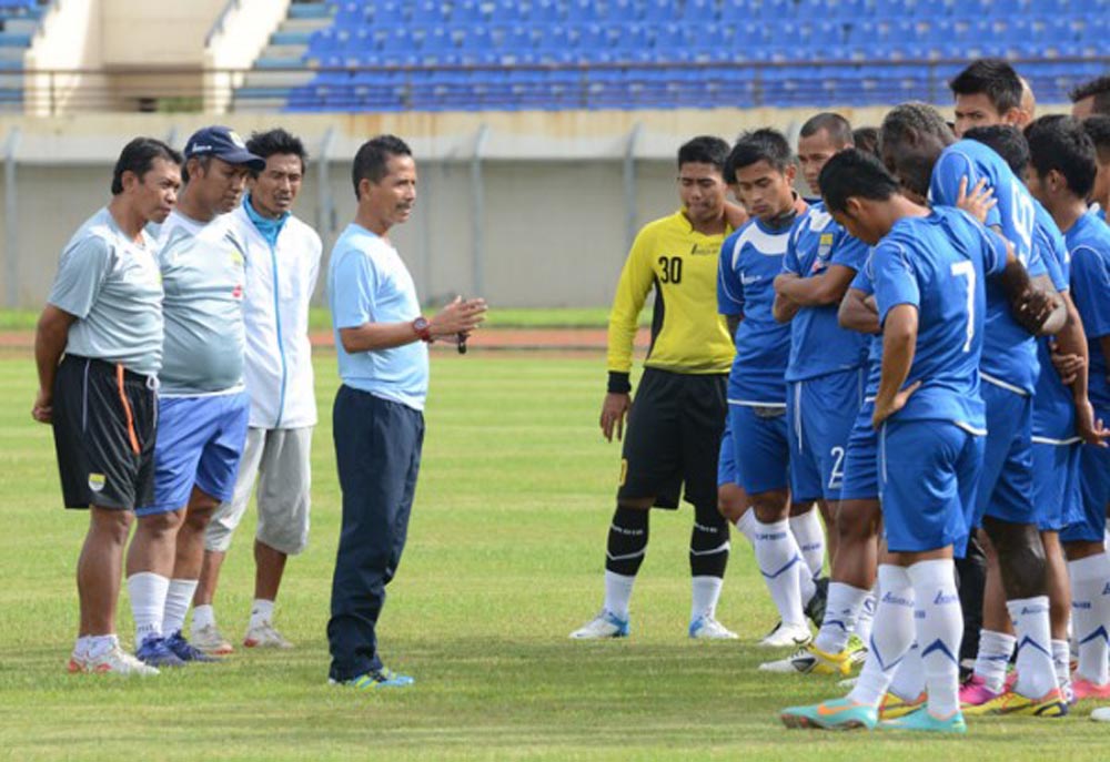 Bidik Dua Pemain Lokal