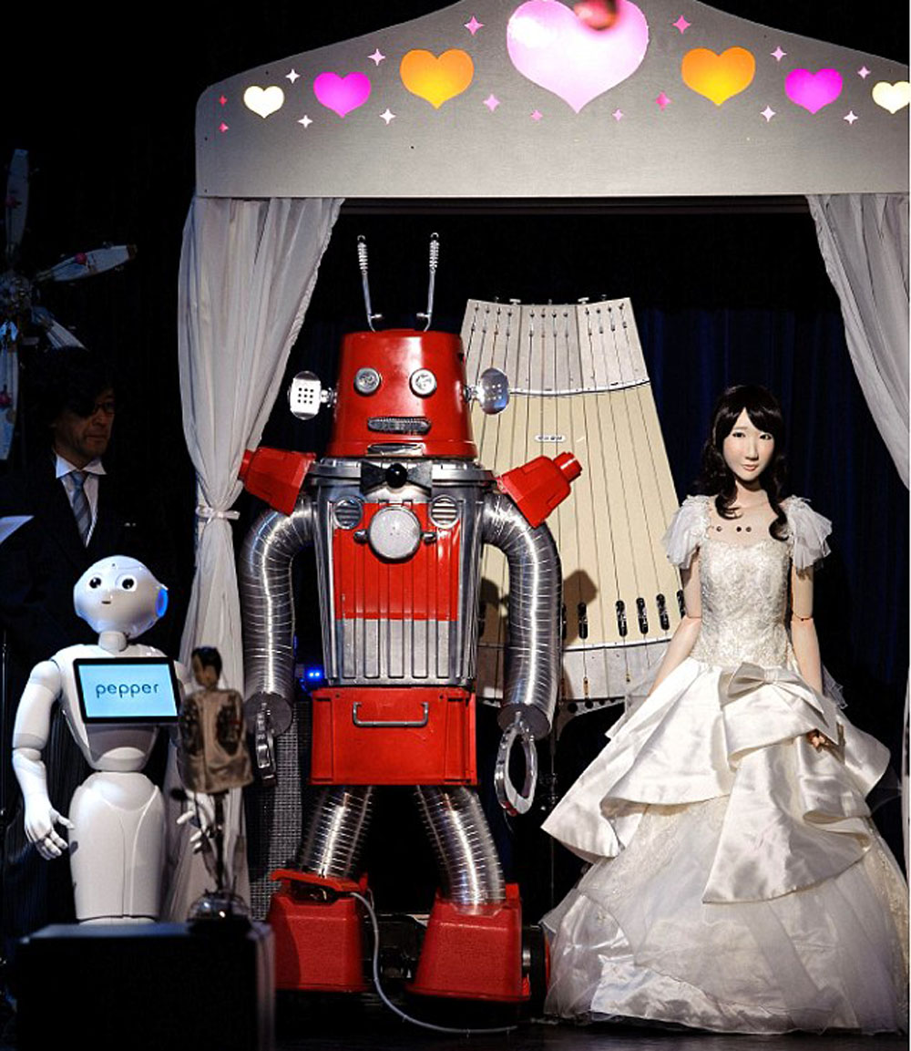 Robot Frois-Yukirin Resmi Suami Istri