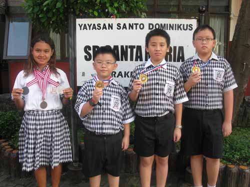 Sapu Bersih Tiga Emas Matematika, Diganjar Best Team Primary