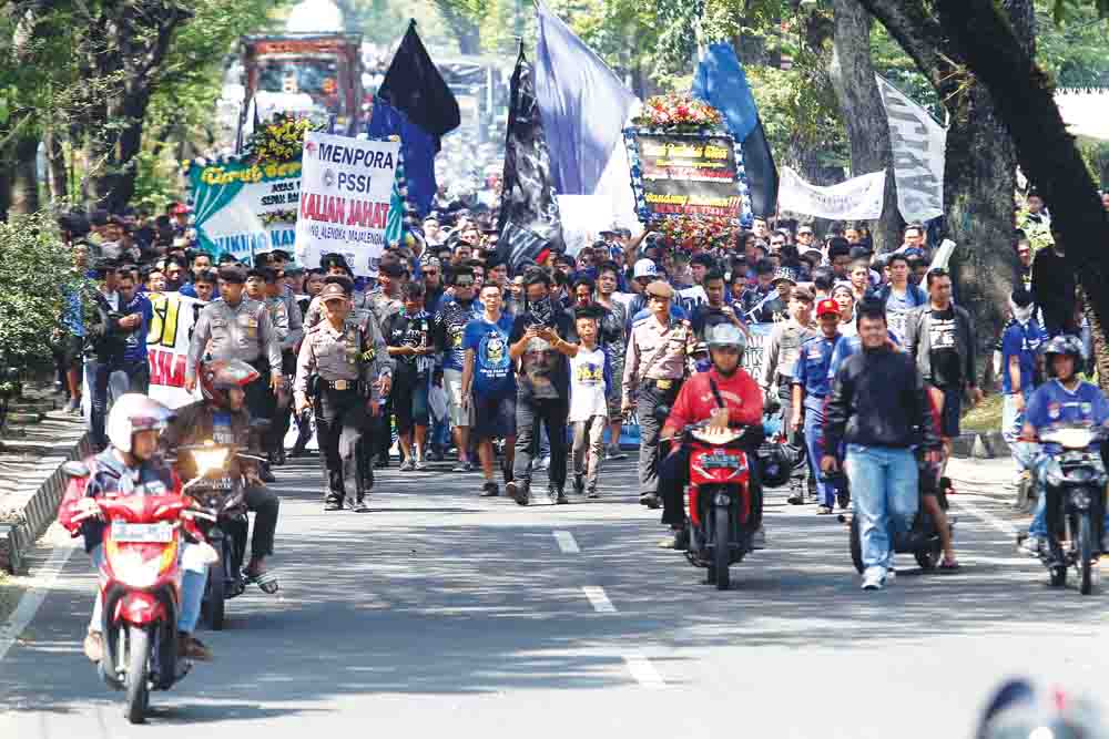 Penjualan Jersey Menurun