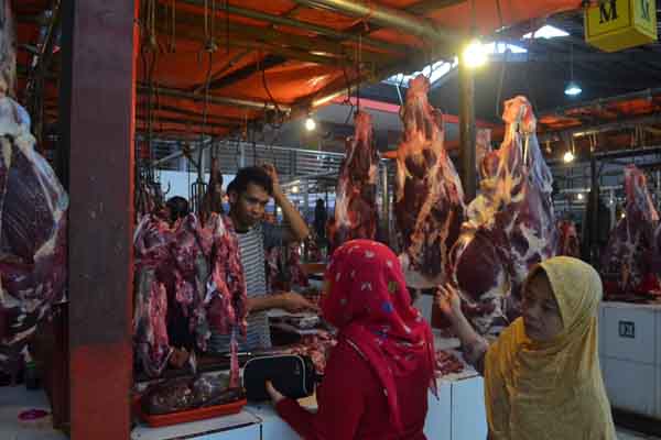 Harga Daging Sapi dan Ayam  Turun