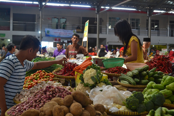 Di Pasar Tradisional, PeduliLindungi Belum Jadi Syarat Wajib