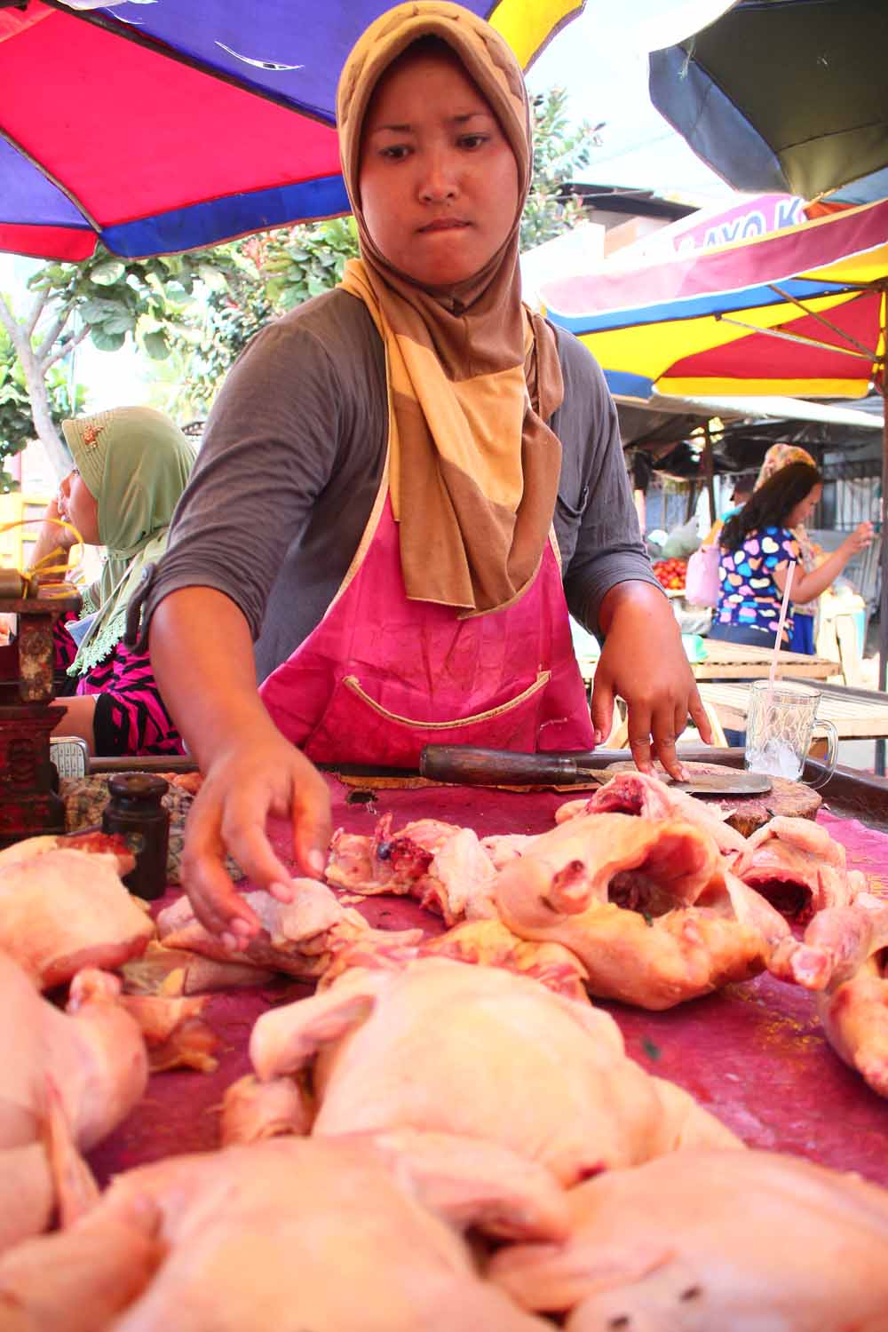 Daging Ayam Masih Melambung