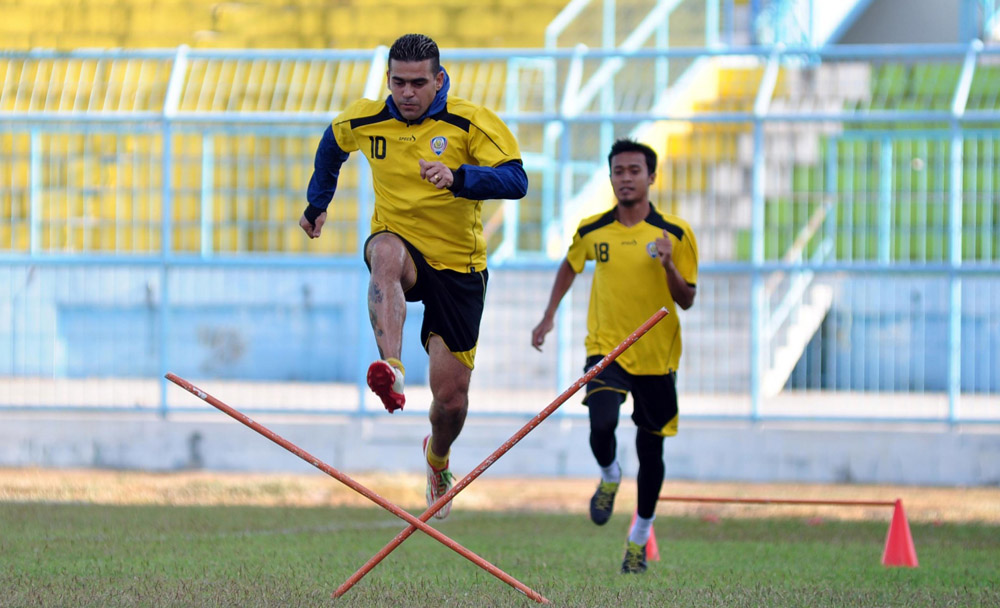 Pertarungan Guru Lawan Murid