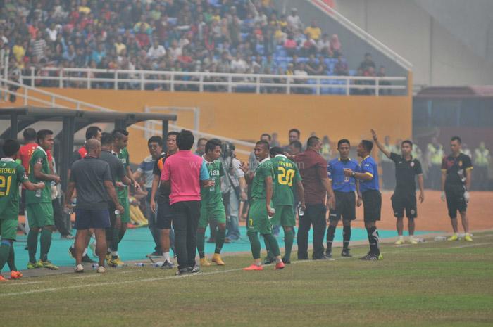 Denda Bonek FC Minimal Rp100 Juta