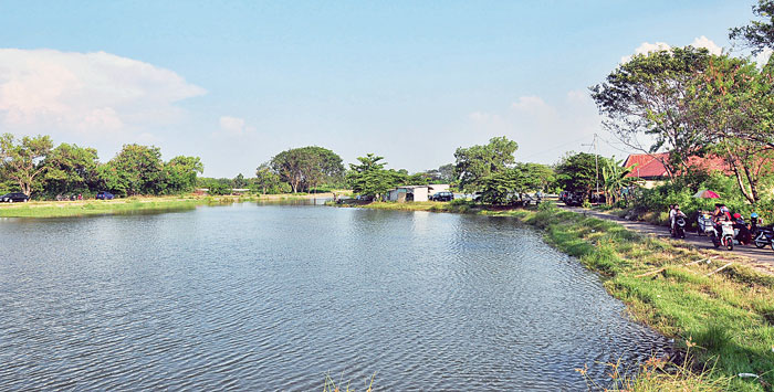 Lebih Dekat dengan Kawasan Pesisir Kesenden, Kota Cirebon