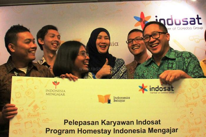 Indosat Kirim Karyawan Mengajar di Daerah Terpencil