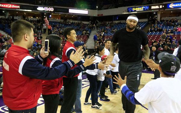 Toas dengan Cousins dan Rondo, Wah Asyiknya