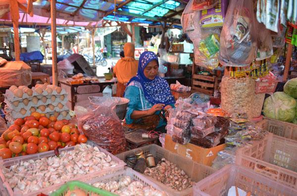 Harga Sembako Merangkak Naik