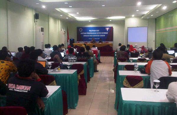 Kementerian Desa Kenalkan Web ke 100 Desa di Kabupaten Cirebon
