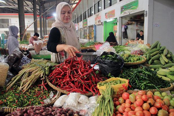 Jelang Natal, Harga Bawang Merah Makin Menangis