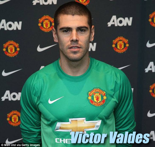 Valdes Tinggalkan Old Trafford