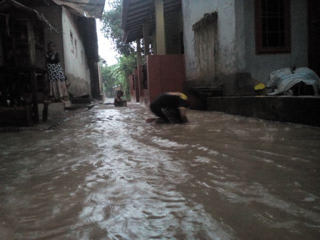 Hujan Deras, Pasar Tegalgubug Selalu Banjir