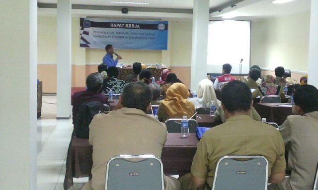 Kumpulkan Kepala Sekolah, BNN Kota Cirebon Beri Sosialisasi