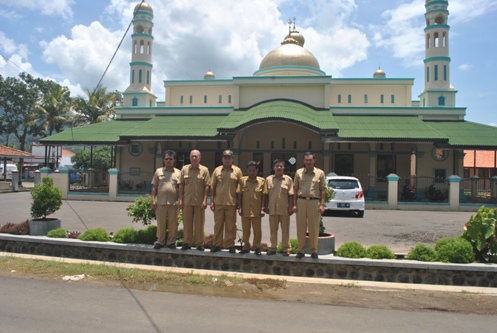Harapan Warga Cingambul Punya Masjid Besar Terwujud