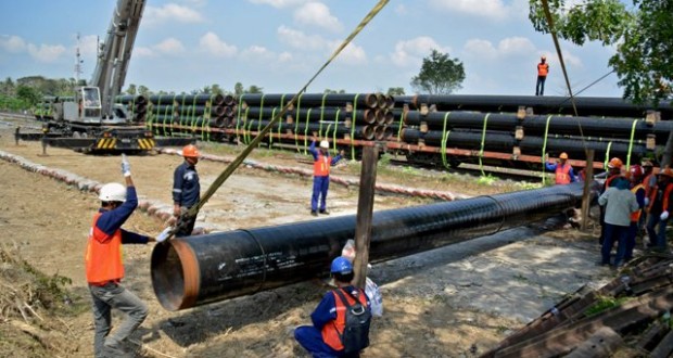 Segera Dibangun Pipa BBM di Sisi Jalur Kereta Api ke Cirebon