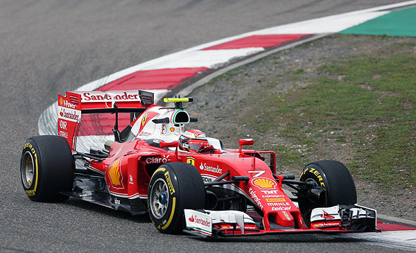 F1, Ferrari Dominan Hari Pertama
