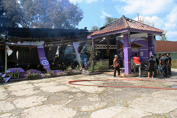 Kafe LH Ludes Terbakar, Kerugian Ditaksir Mencapai Rp 2 Miliar