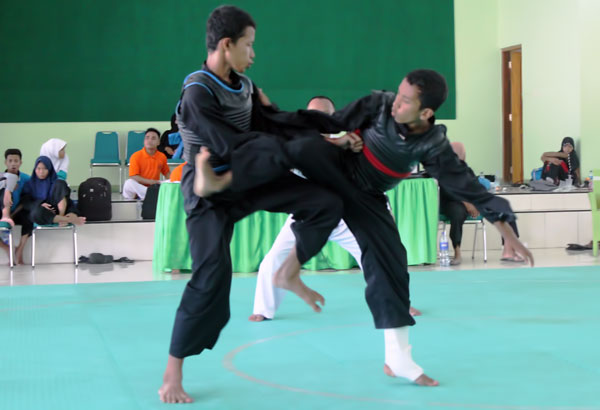 Kaliwedi Kuasai Pencak Silat O2SN Kabupaten Cirebon