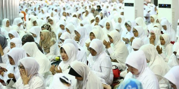 Belasan Jamaah Umrah Indonesia Positif Covid-19