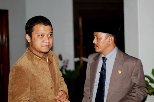Sekretaris Golkar Indramayu Disanksi, Terkait Penolakan Rekom Cabup Daniel