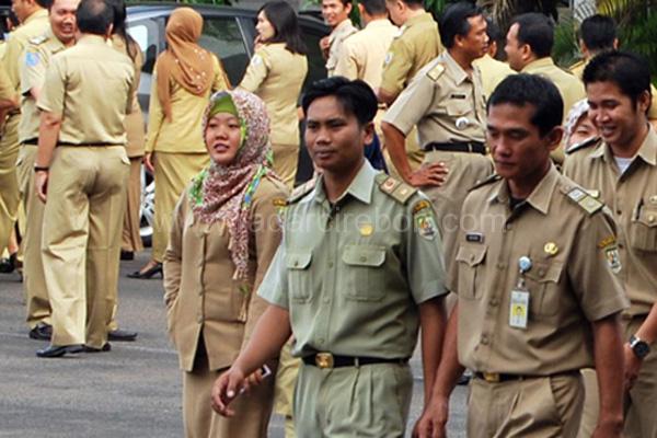 PNS Bodong dan Pejabat Penerima Suap Siap-Siap Dicopot