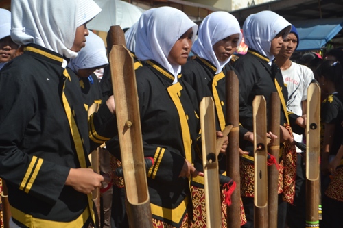 Kesenian Cirebon Timur Kurang Perhatian Pemerintah