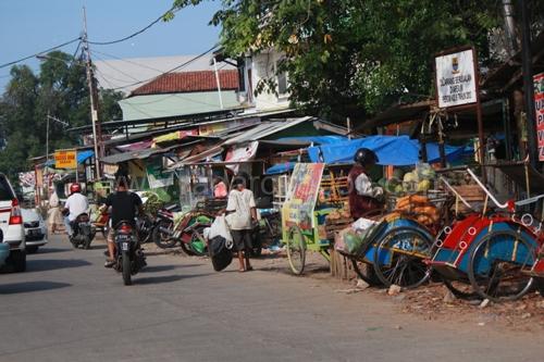 Pol PP Akan Bersihkan Pedagang di Luar Pasar Jagasatru  