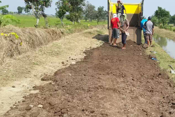 Jalan Kalen Suda-Kertasemaya Diurug