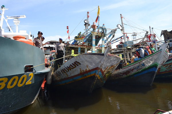 Ini Alasan Polair Tangkap 67 Nelayan Brebes di Perairan Cirebon