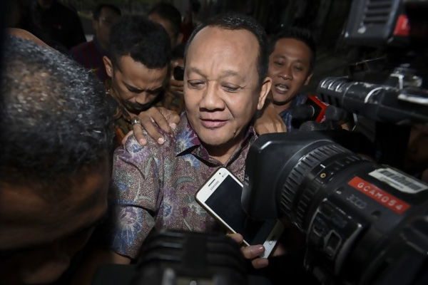 Jokowi Setuju Nurhadi Mundur dari MA