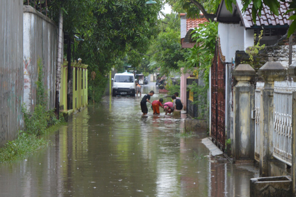 Butuh Solusi, Jatibarang Langganan Banjir