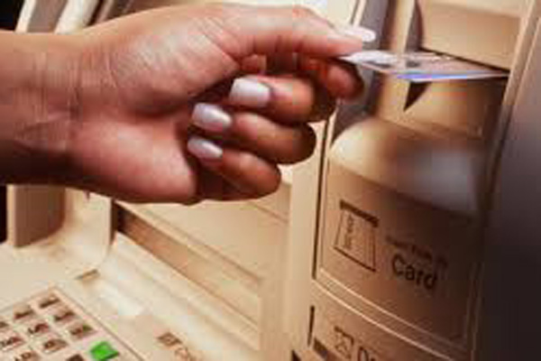 Hore!  Cek Saldo dan Tarik Tunai di ATM Link Tetap Gratis