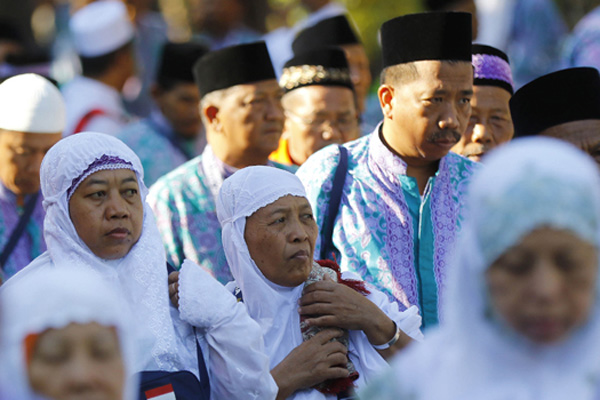 Ribuan Jemaah Haji Asal Cirebon Belum Dapat Visa